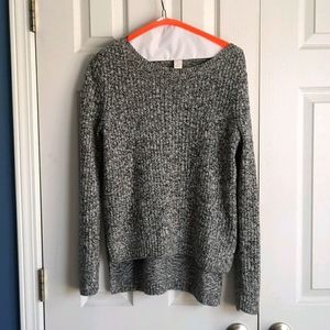 Black and white patterned high low sweater